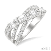 1 1/4 ctw Emerald and Round Cut Diamond Split Crossover Fashion Ring in 14K White Gold